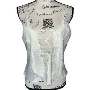 Victoria’s‎ Secret lace silky camisole medium